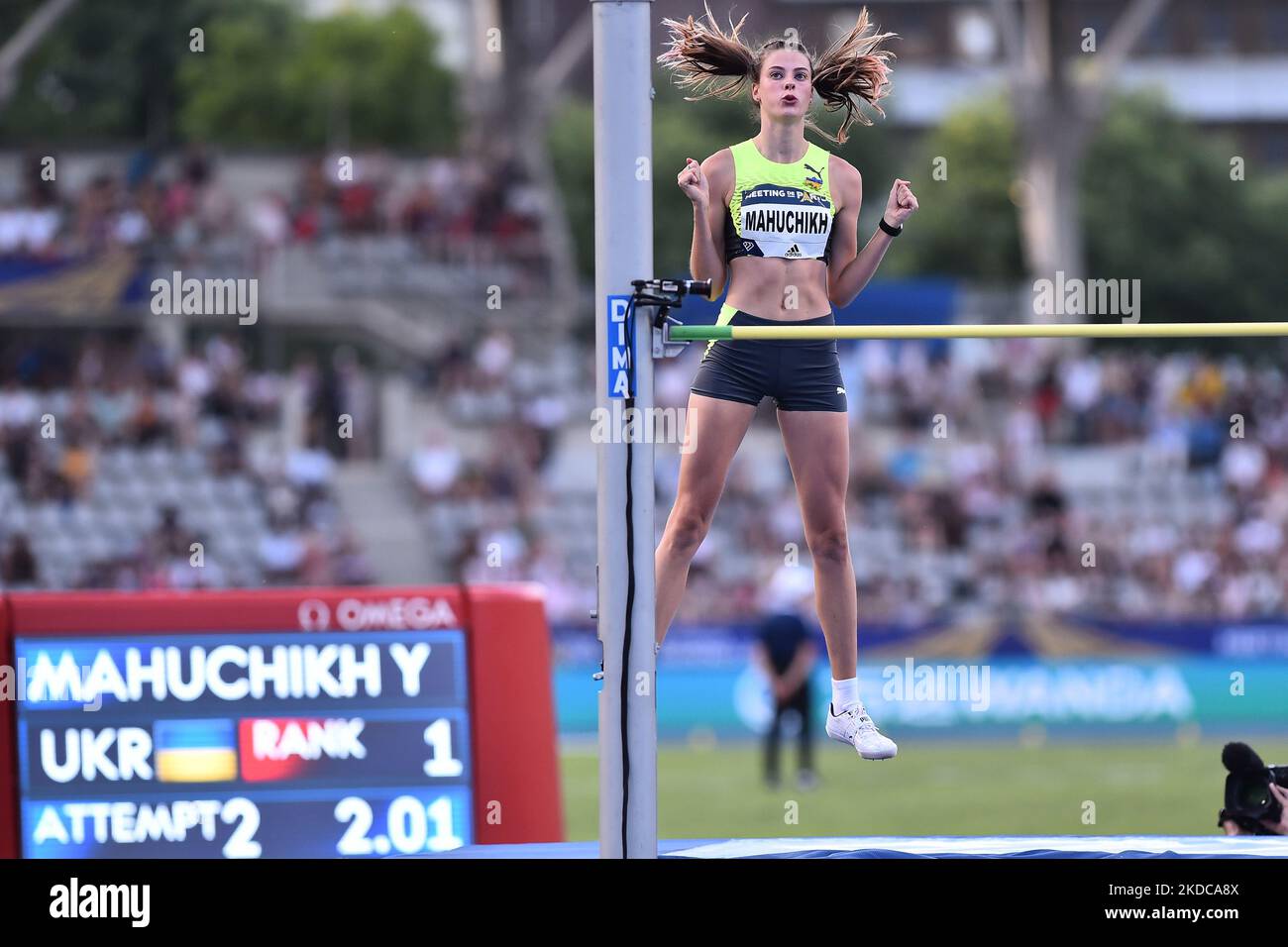 Yaroslava Mahuchikh of Ukraine competes in high jump women during the IAAF Wanda Diamond League: Meeting the Paris at Stade Charlety on June 18, 2022 in Paris, France (Photo by Michele Maraviglia/NurPhoto) Stock Photo