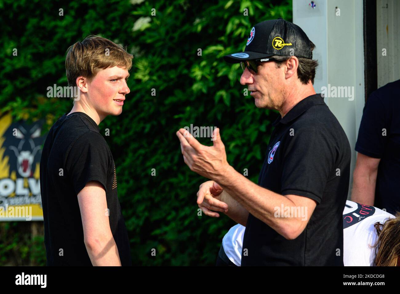 Mark Lemon (right) chats with Norick Blödorn during the SGB Premiership