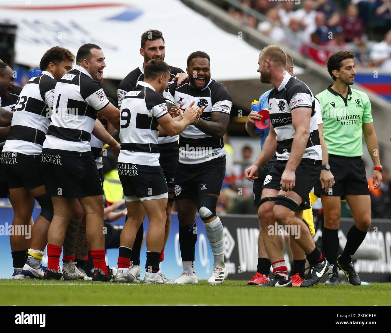 Barbarians Players Applause Men Of The Match George Kruis Saitama Wild barbarians-players-applause-men-of-the-match-george-kruis-saitama-wild