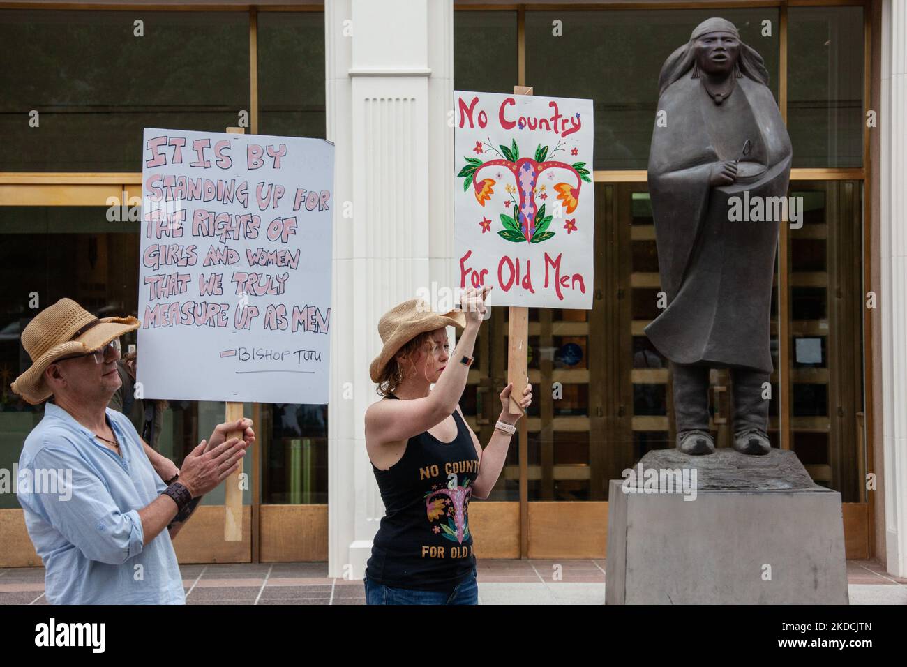 New mexico state capitol protest hi-res stock photography and images ...