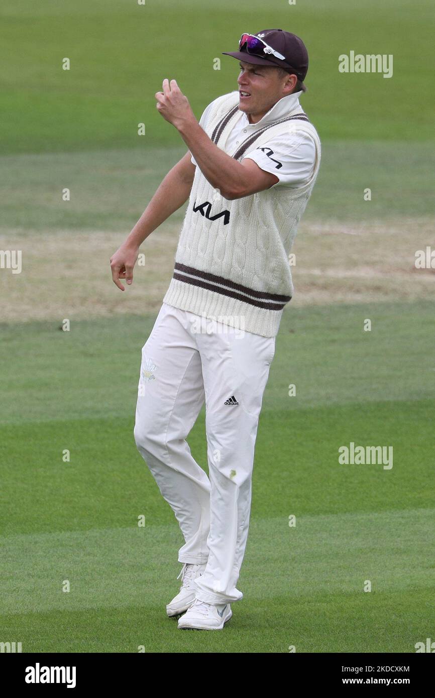 Sam Curran of Surrey during the LV= County Championship Division 1 match between Surrey and Kent at the Kia, Oval, London on Tuesday 28th June 2022. (Photo by Robert Smith/MI News/NurPhoto) Stock Photo