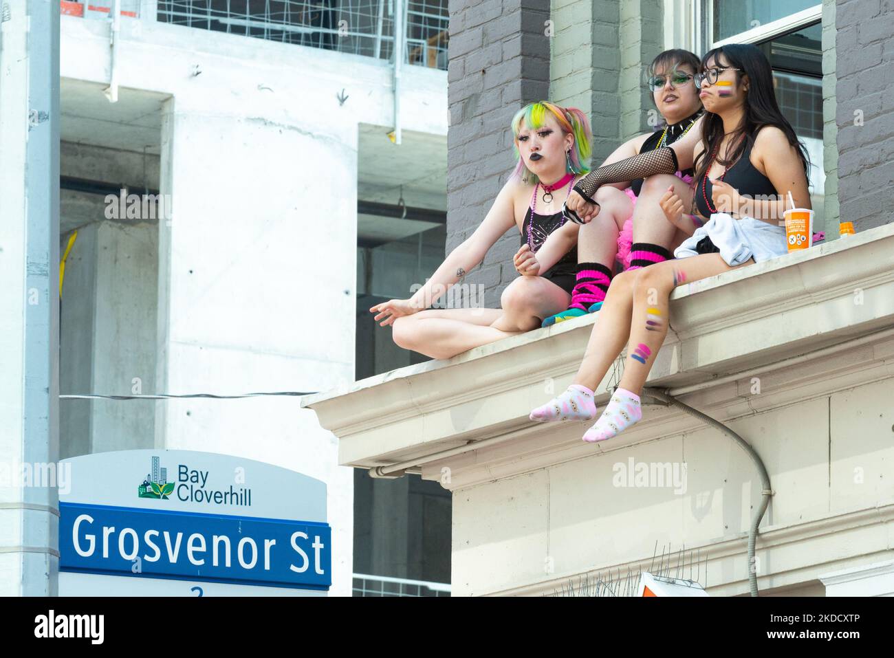 Toronto, ON, Canada – June 26, 2022: Thousand lined the route even on rooftops during the the 2022 Toronto Pride parade along Yonge Street in Toronto (Photo by Anatoliy Cherkasov/NurPhoto) Stock Photo