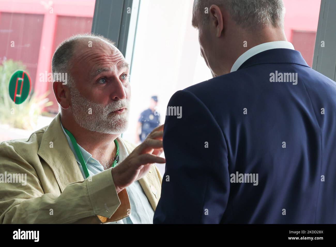 Founder of World Central Kitchen Jose Andres talk with the Vitali ...