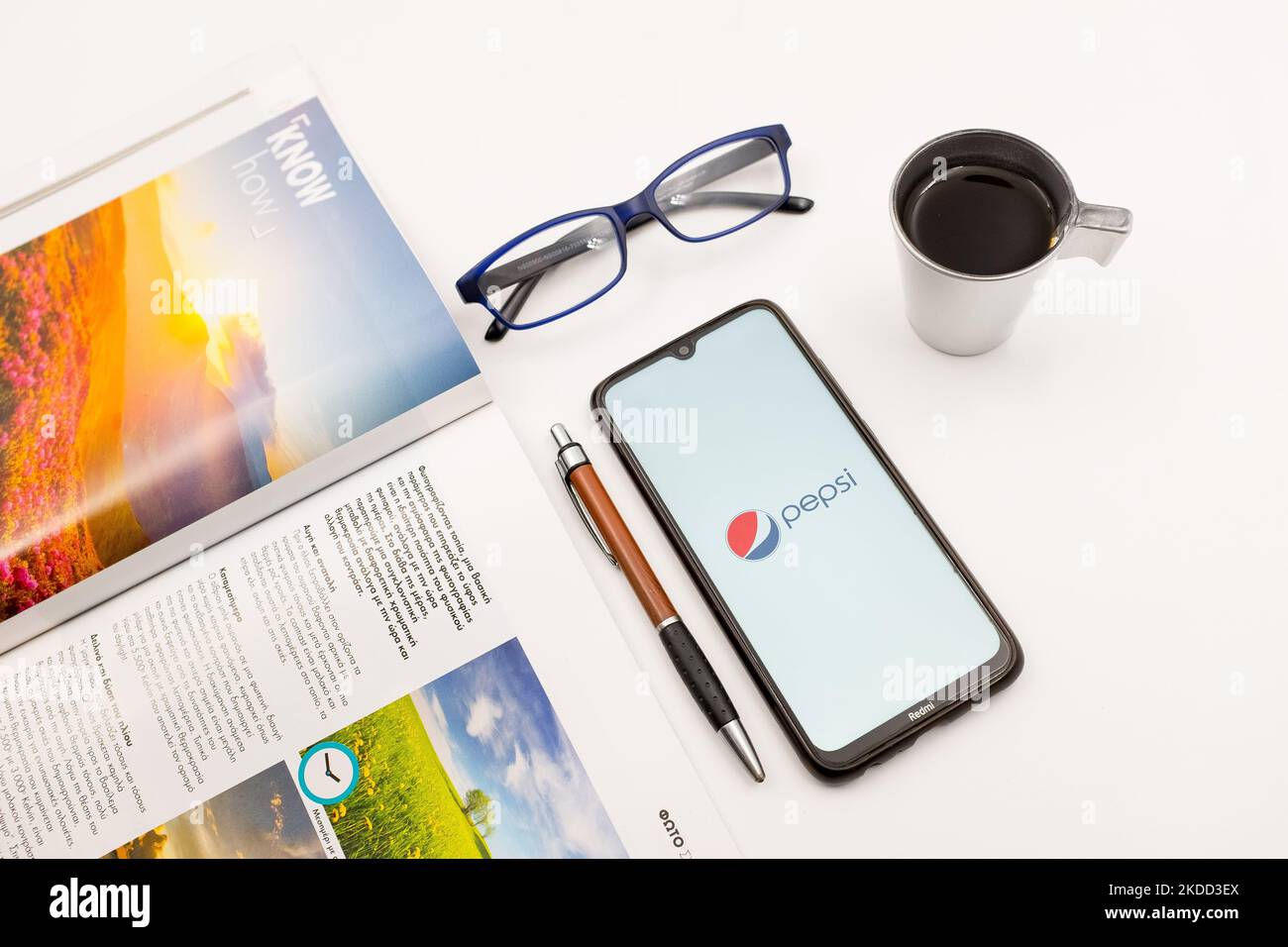 In this photo illustration a Kuaishou (Kwai) logo is seen on a smartphone  and a pc screen. (Photo by Pavlo Gonchar / SOPA Images/Sipa USA Stock Photo  - Alamy