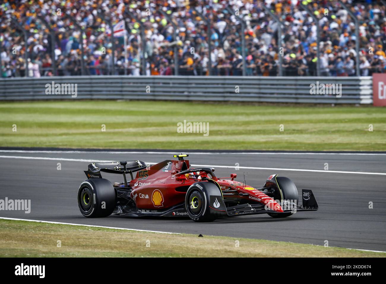 55 Carlos Sainz, Scuderia Ferrari, F1-75, action during the Formula 1 Grand Prix of Great Britain at Silverstone circuit from 31st of June to 3rd of July, 2022 in Northampton, England. (Photo by Gongora/NurPhoto) Stock Photo
