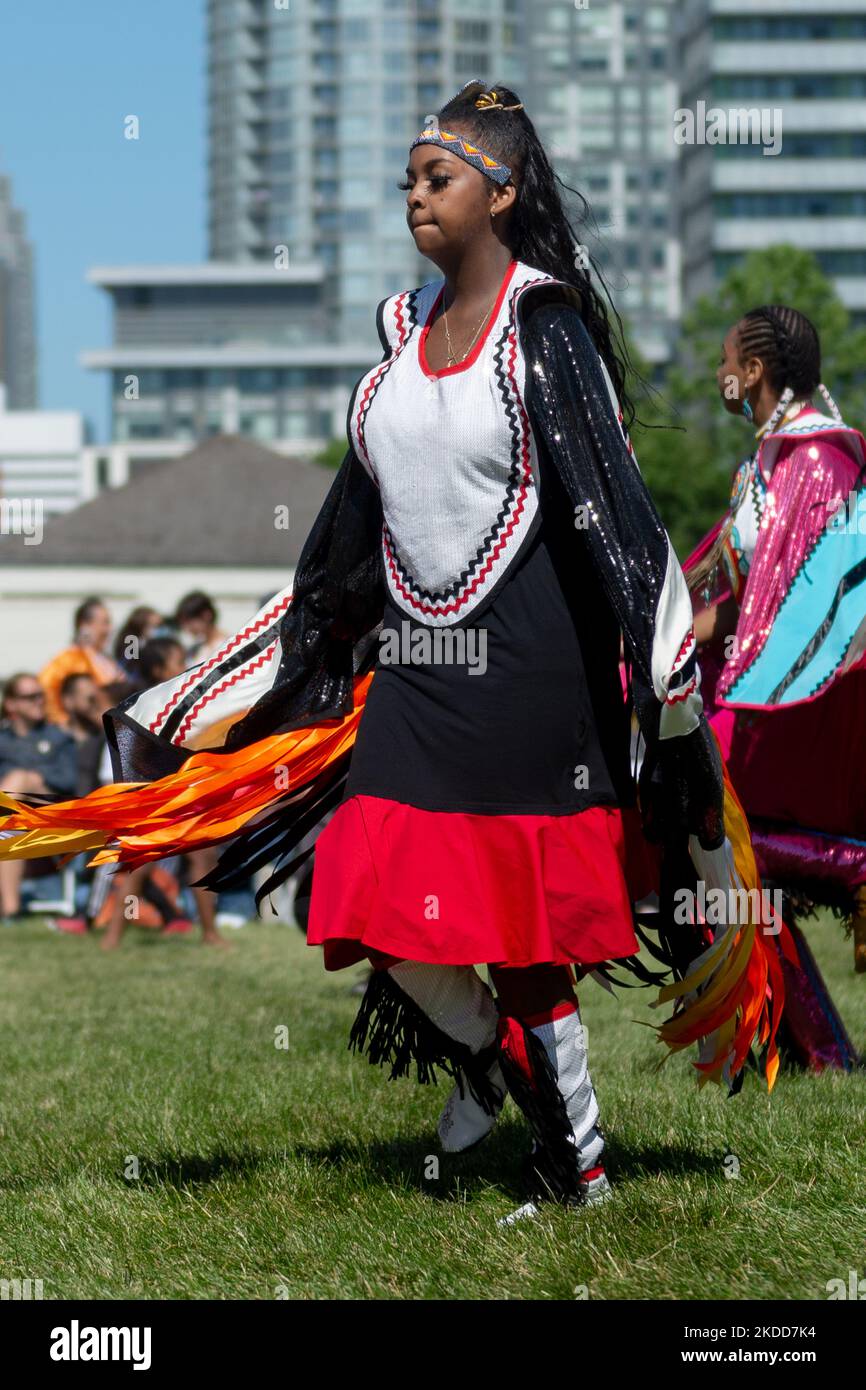 Toronto, ON, Canada - June 18, 2022: Dancer during the National Aboriginal Day and Indigenous Arts Festival. The festival celebrates Indigenous and Metis culture through traditional and contemporary music, educational programming, storytelling, dance, theatre, and food (Photo by Anatoliy Cherkasov/NurPhoto) Stock Photo