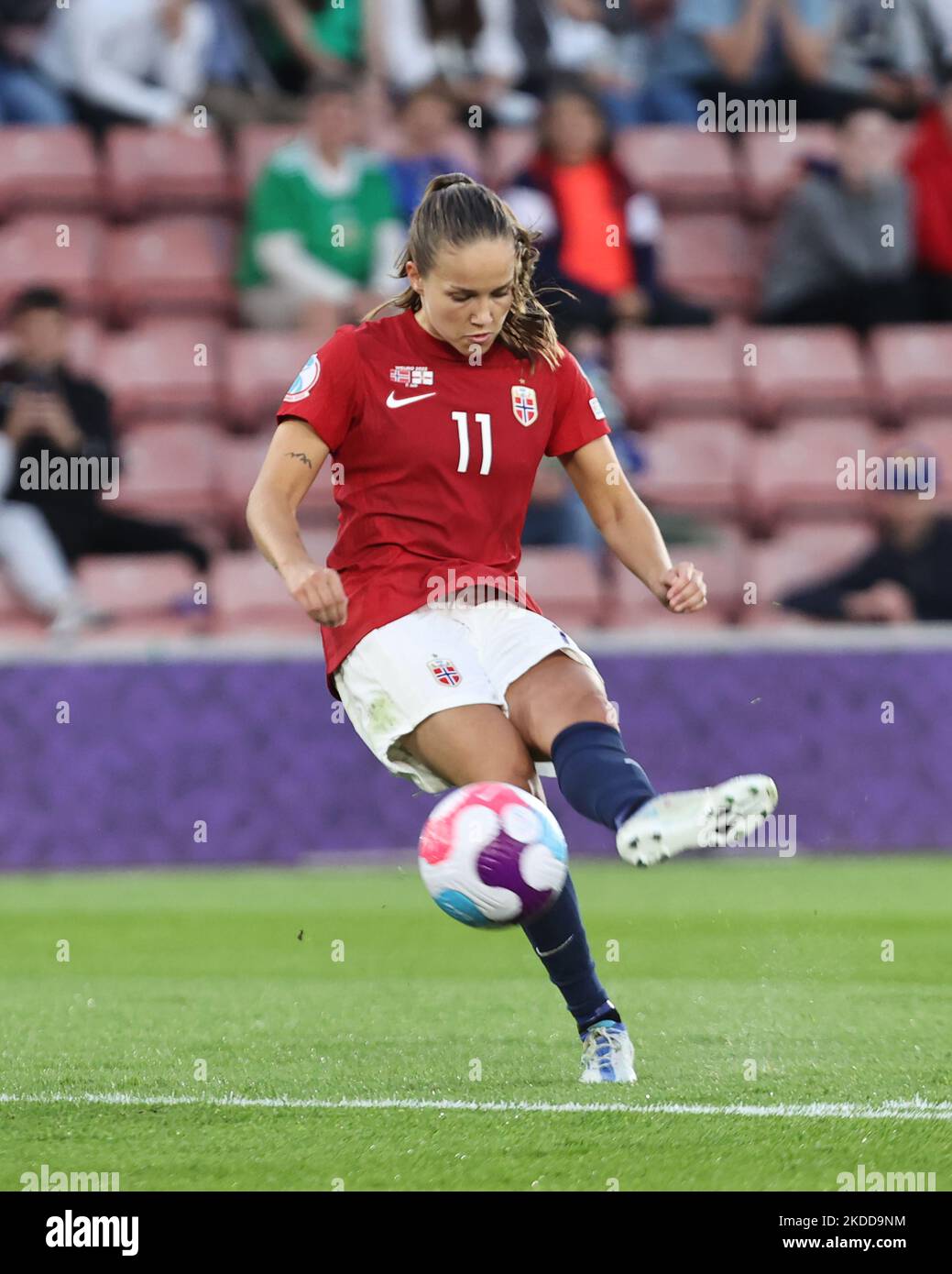 Guro Reiten of Norway scores 4th goal during European Women's