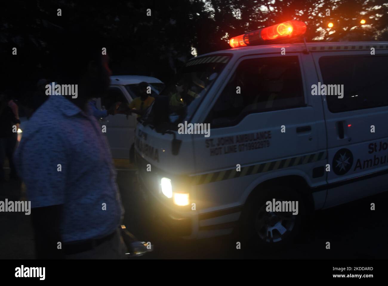 Police use water tear gas & water cannon to dispraise protesting ...