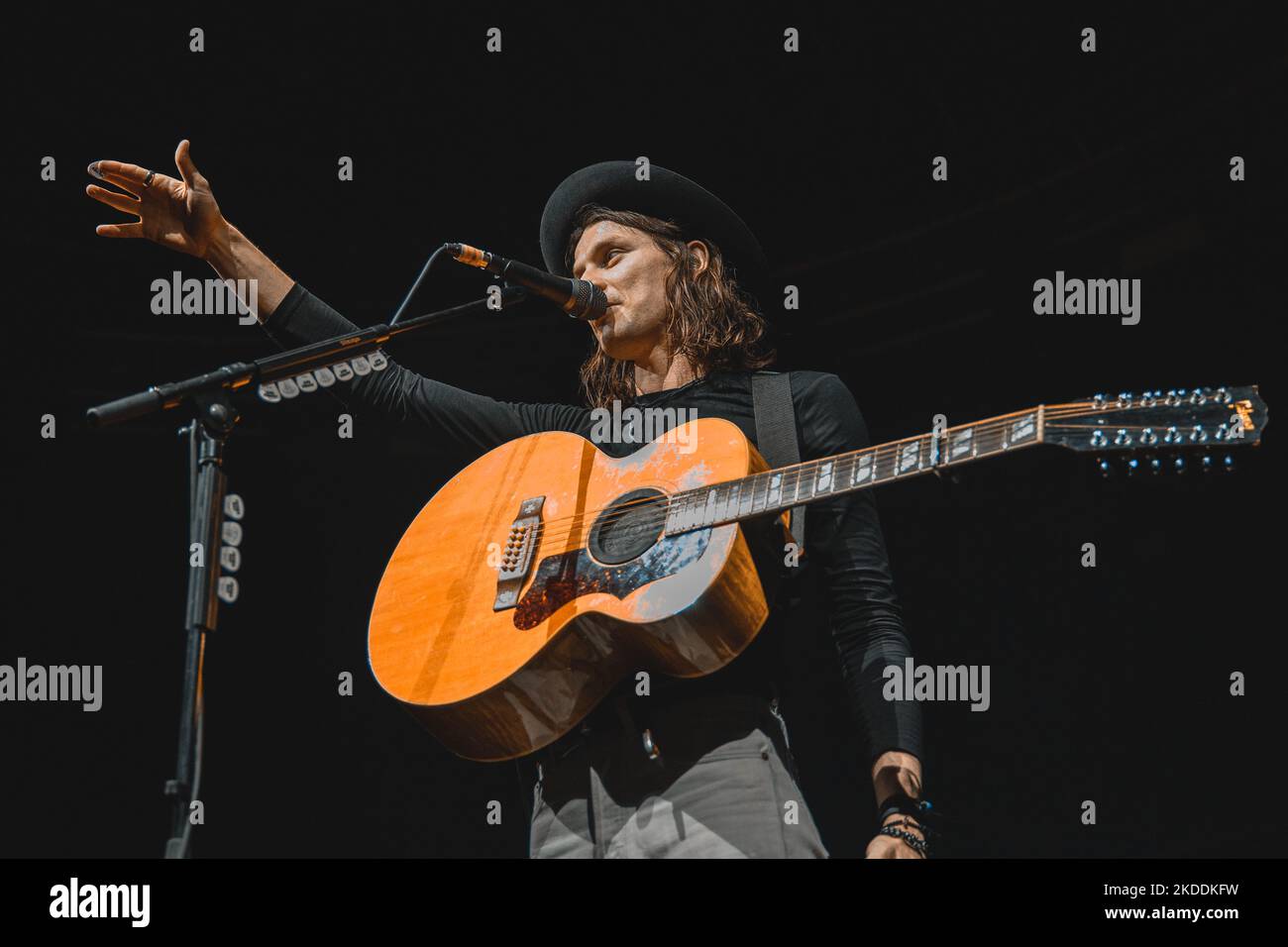 Milan, Italy, 5th Nov 2022. James Bay performs live at Fabrique in Milan. Credits: Maria Laura Arturi/Alamy Live News Stock Photo
