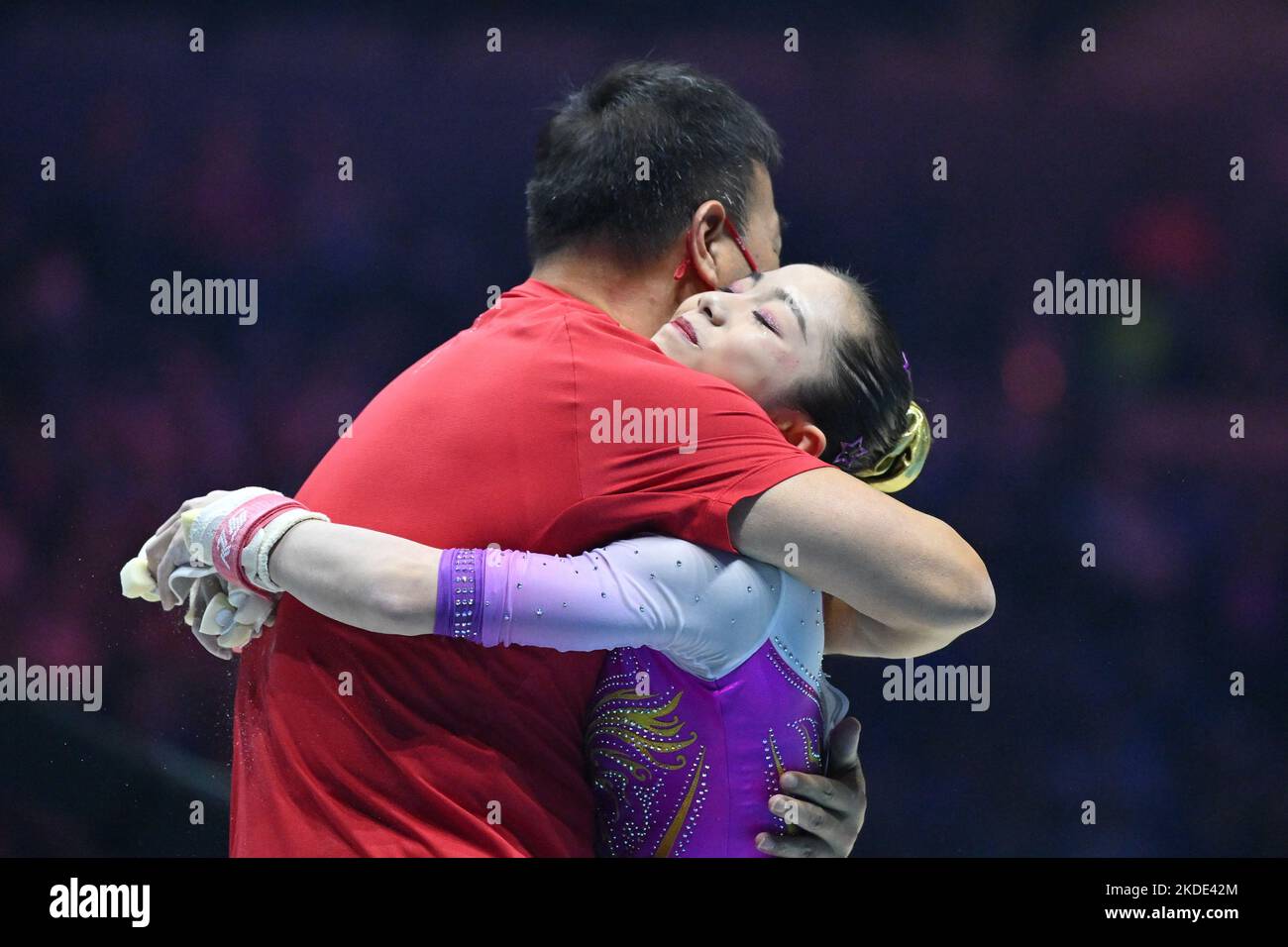 Liverpool, UK. 05th Nov, 2022. WEI Xiaoyuan (CHN) with her coach during ...