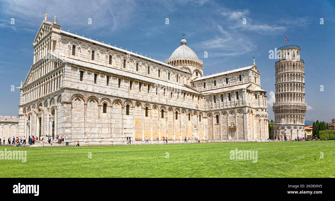 Piazza del Domo, with Cathedral and Leaning Tower, Unesco World ...