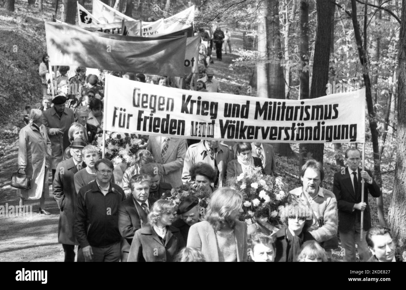 For a dissolution of the Nazi party and a ban of the National Democratic Party (NPD), demonstrators demanded on the occasion of the annual tribute to Stock Photo