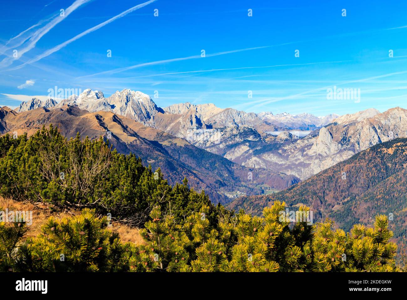 Sunny day in the carnic alps during a colorful autumn Stock Photo - Alamy