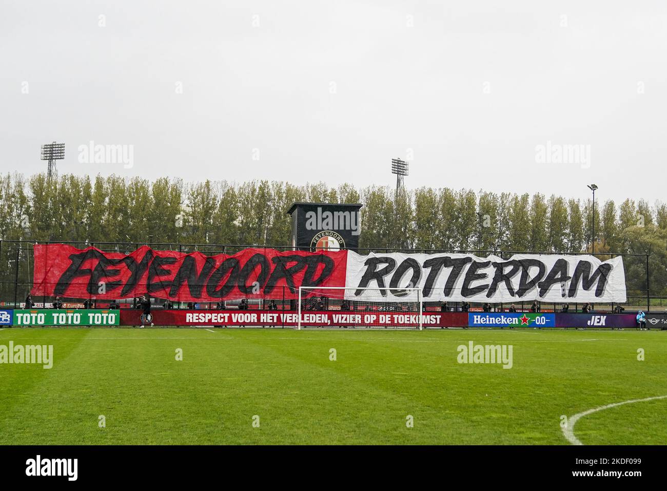 Rotterdam - A banner during the match between Feyenoord V1 v Ajax V1 at Nieuw Varkenoord on 6 November 2022 in Rotterdam, Netherlands. (Box to Box Pictures/Tom Bode) Stock Photo