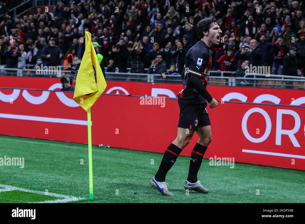 Milan, Italy. 05th Nov, 2022. Sandro Tonali of AC Milan celebrates during the Serie A 2022/23 football match between AC Milan and Spezia Calcio at Giuseppe Meazza Stadium.Final score: AC Milan 2:1 Spezia Calcio (Photo by Fabrizio Carabelli/SOPA Images/Sipa USA) Credit: Sipa USA/Alamy Live News Stock Photo