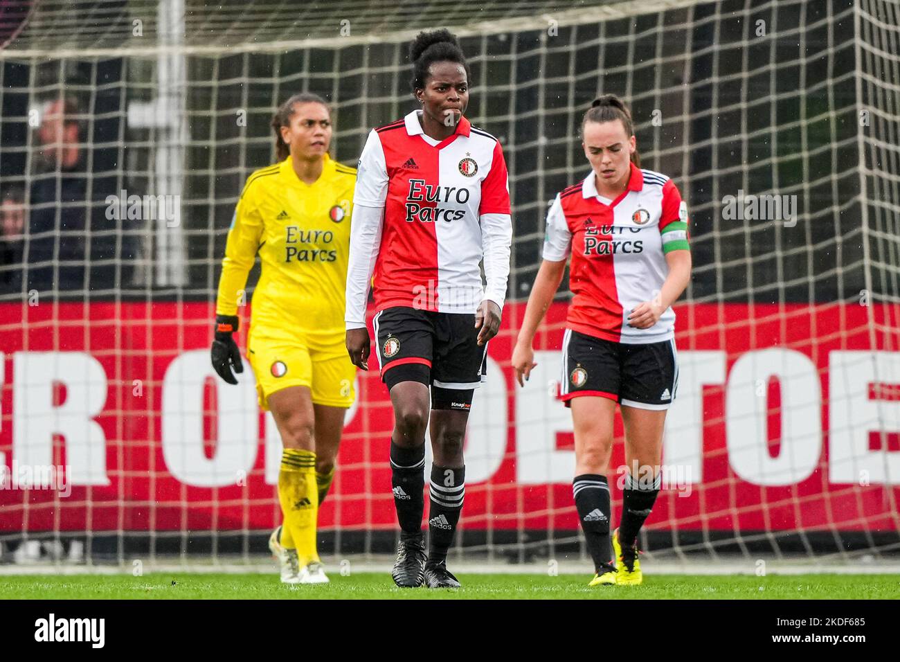 Rotterdam - Danique Ypema of Feyenoord V1 reacts to the 0-2 during the match between Feyenoord V1 v Ajax V1 at Nieuw Varkenoord on 6 November 2022 in Rotterdam, Netherlands. (Box to Box Pictures/Tom Bode) Stock Photo