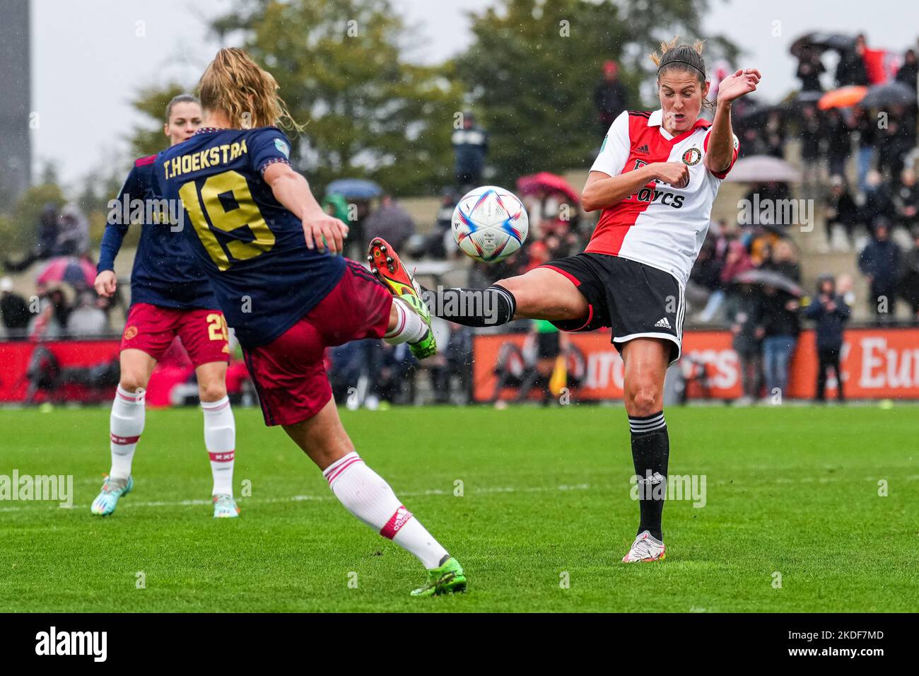 Rotterdam Tiny Hoekstra of Ajax Vrouwen, Pia Rijsdijk of Feyenoord V1