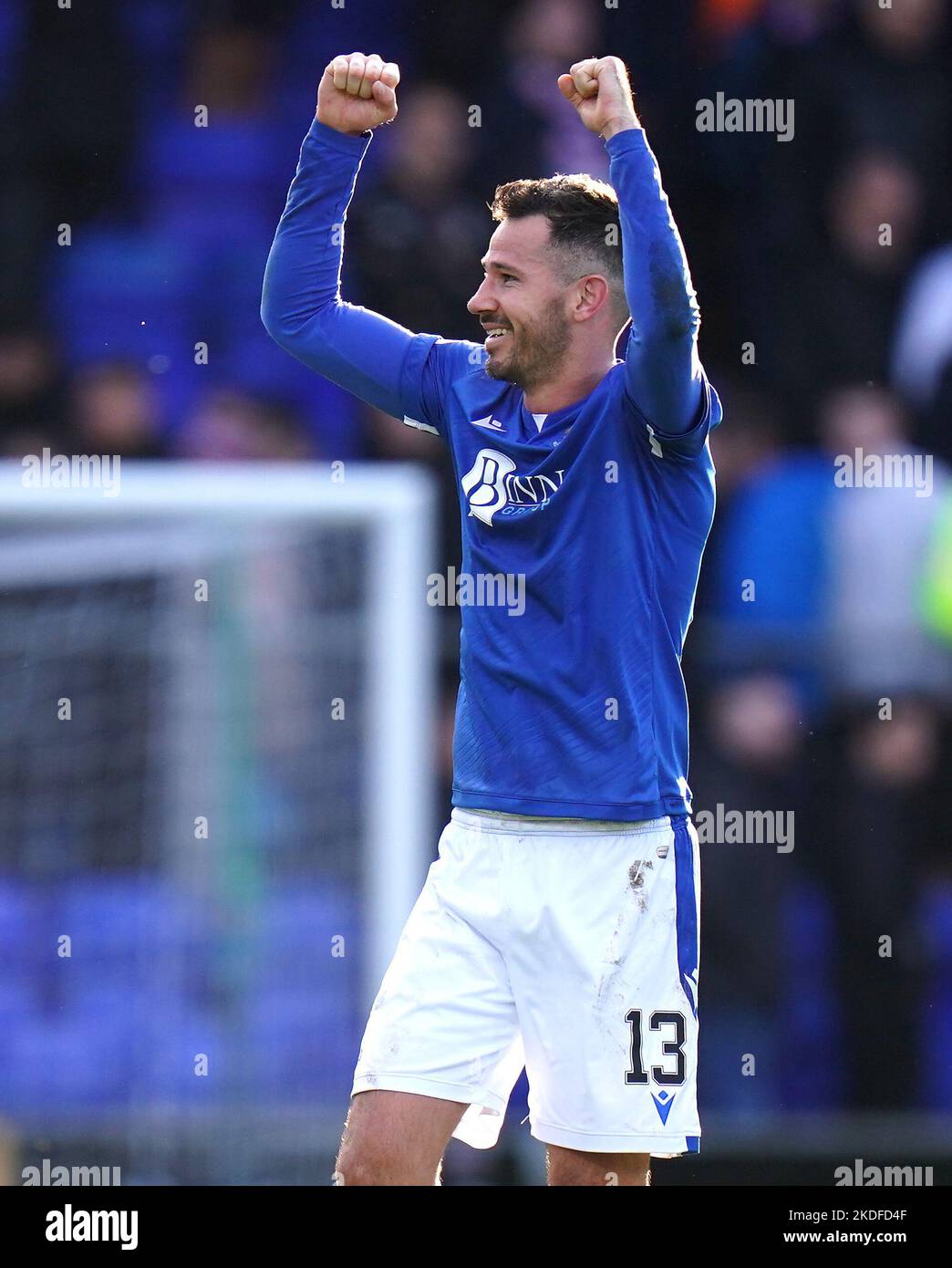 St Johnstone's Ryan McGowan celebrates victory after the final whistle in the cinch Premiership match at McDiarmid Park, Perth. Picture date: Sunday November 6, 2022. Stock Photo