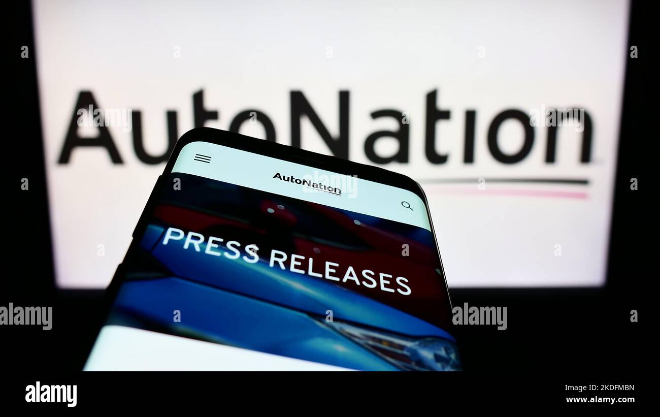 Mobile phone with website of American automotive retail company ...
