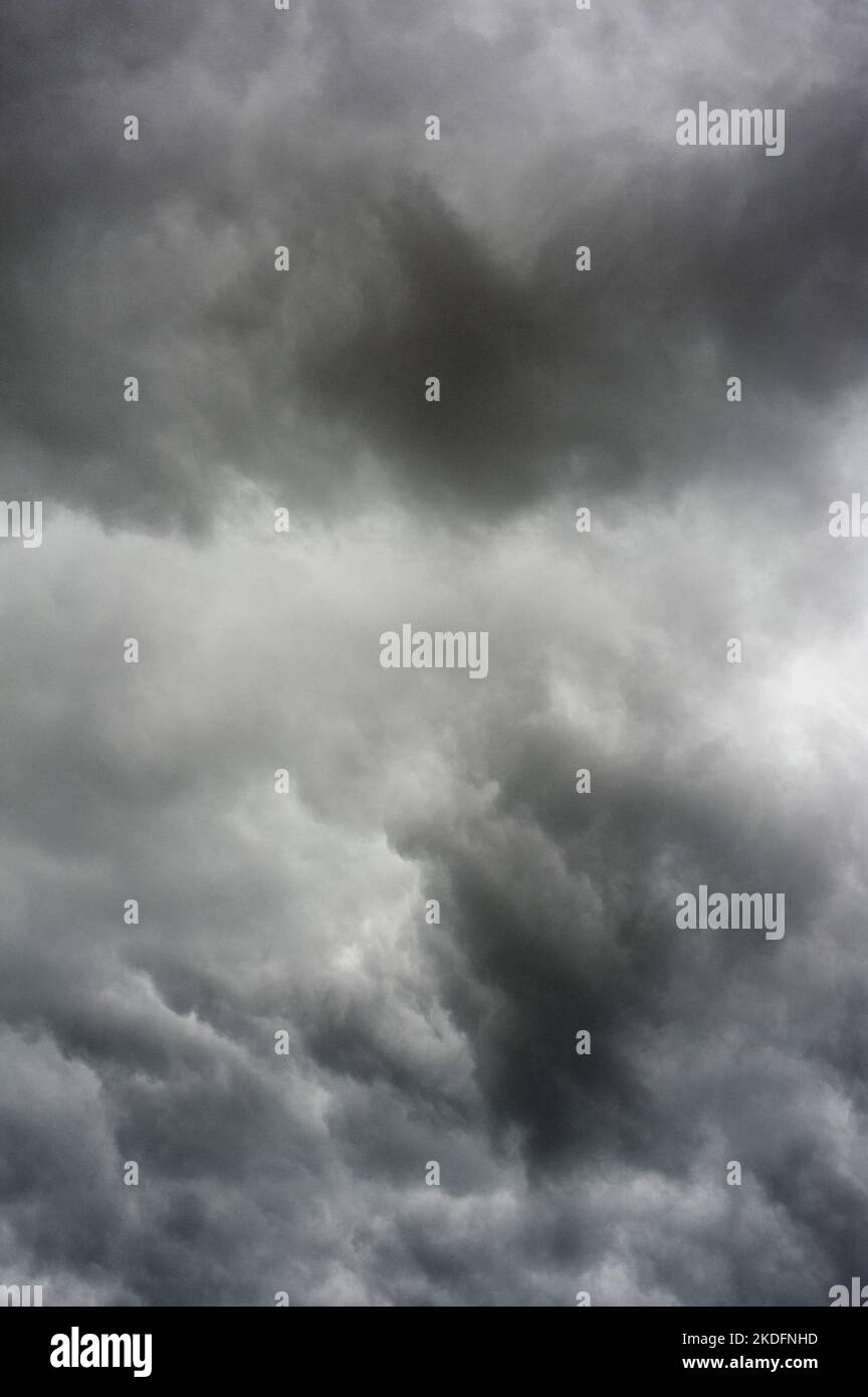 Heavy stormy sky hi-res stock photography and images - Alamy