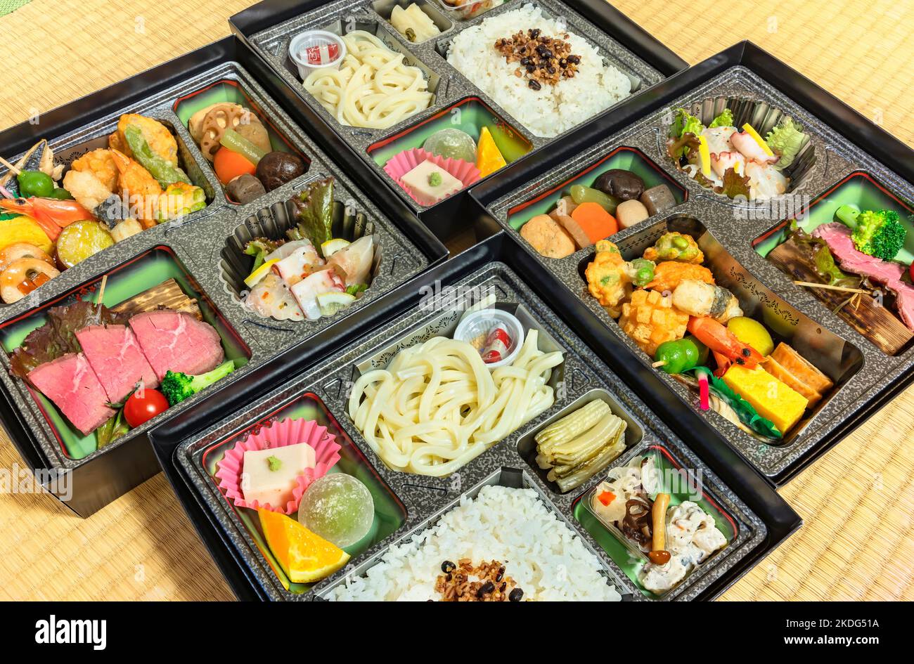 Large Japanese Bento Box 6 Compartmets 14x10.5in #WZ135