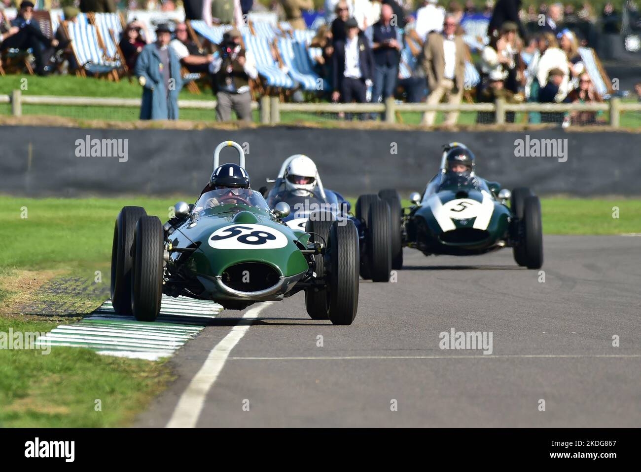 Ewen Sergison, Lotus-Climax 16, Richmond and Gordon Trophies, 25 minutes of racing for 2500cc Grand Prix cars that would have competed between 1954 an Stock Photo