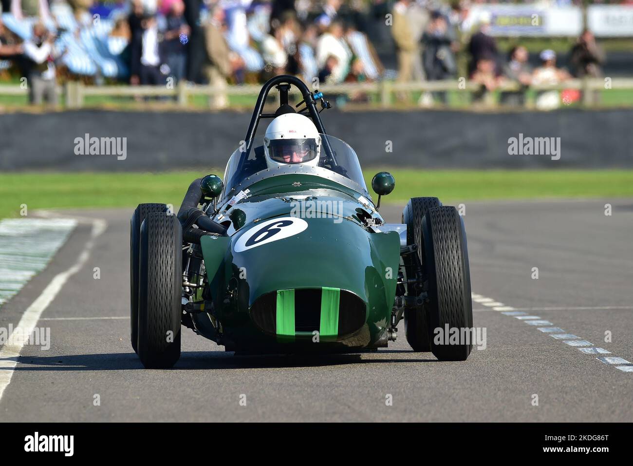 Roger Burnett Racing Gareth Burnett, Connaught B-type, Richmond and Gordon Trophies, 25 ...