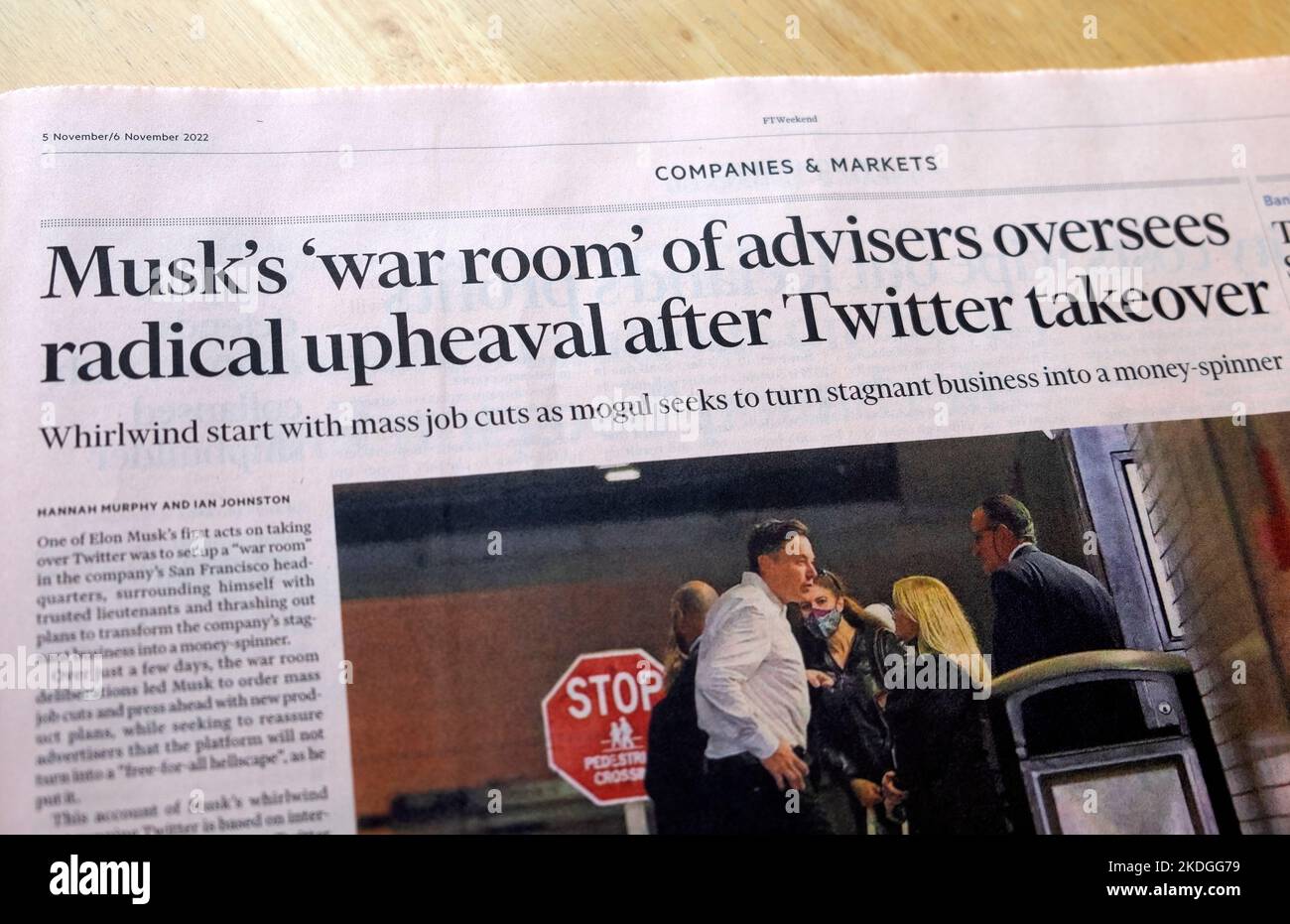 CEO Elon 'Musk 's 'war room' of advisers oversees a radical upheaval