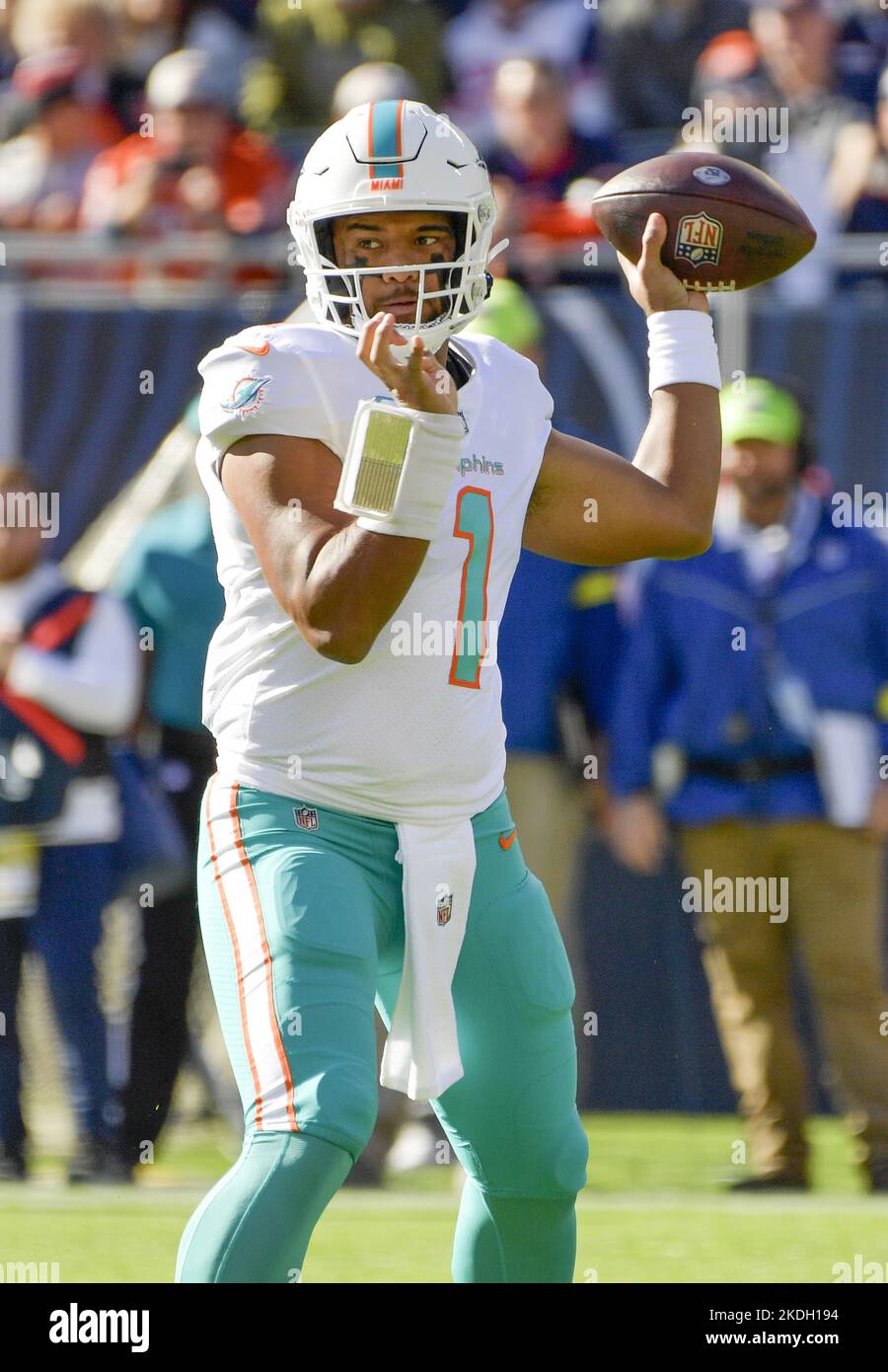 Miami Dolphins vs. Cincinnati Bengals. NFL Game. American Football League  match. Silhouette of professional player celebrate touch down. Screen in  bac Stock Photo - Alamy