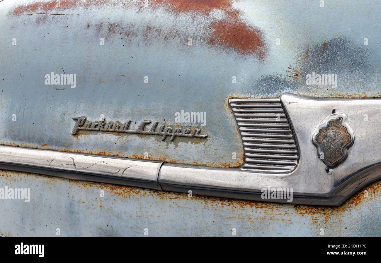 1953 Packard Clipper with 70 years of Patina in the burning hot New Mexico sun. Stock Photo