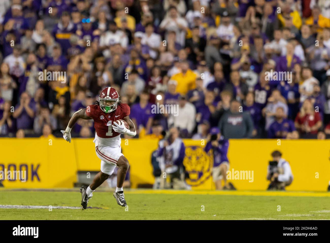 Alabama Crimson Tide running back Jahmyr Gibbs (1) carries the ball for a big gain against the LSU Tigers, Saturday, Nov. 5, 2022, in Baton Rouge, Lou Stock Photo