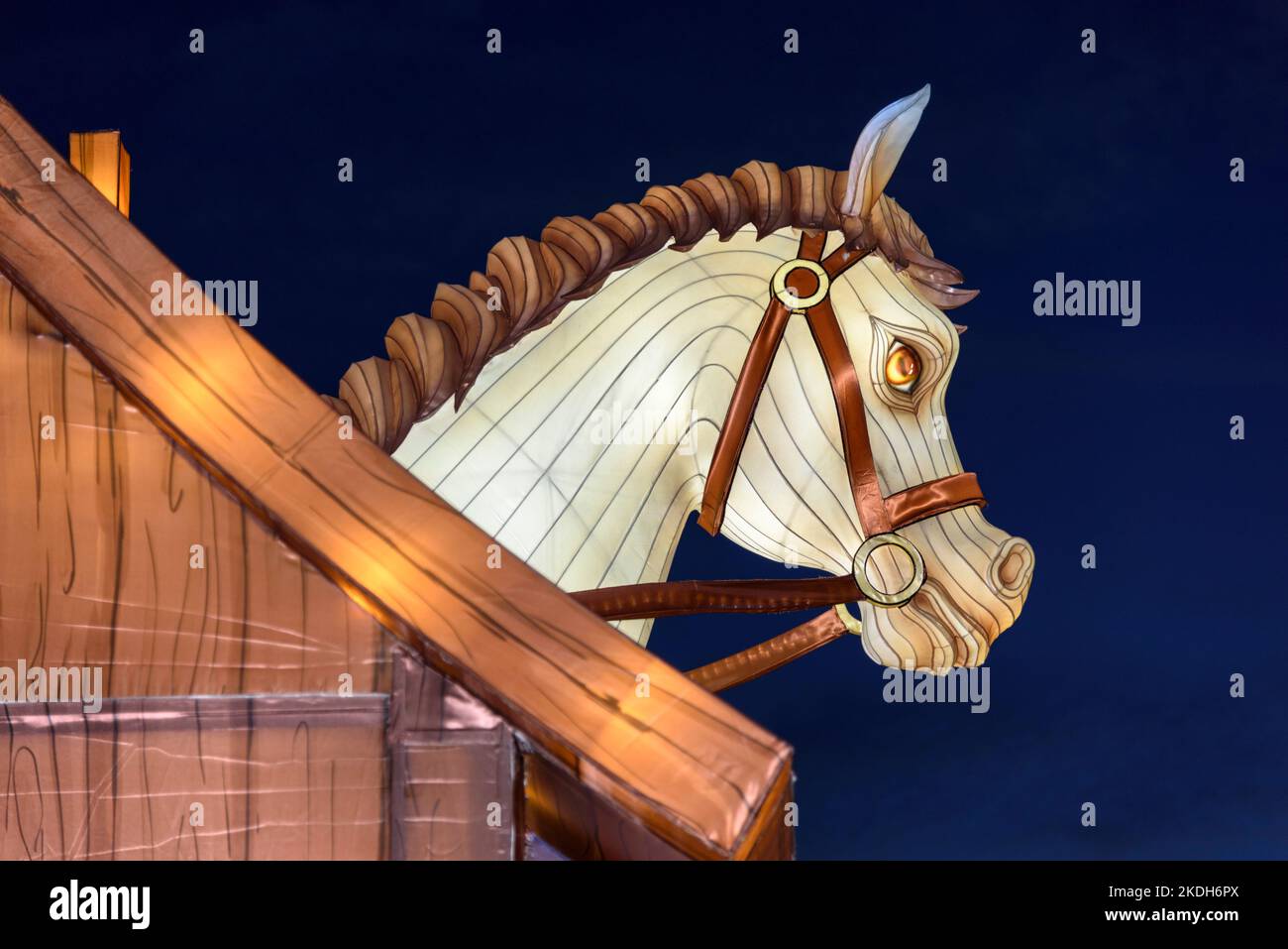 longleat-festival-of-light-2022-the-wondrous-worlds-of-roald-dahl