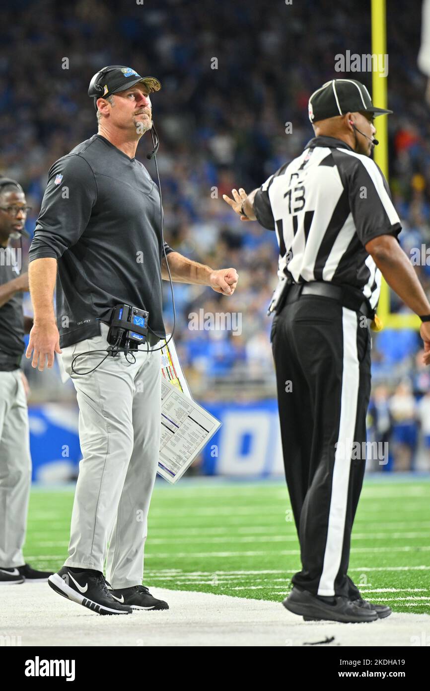 DETROIT, MI - NOVEMBER 06: The Down Judge motions for Detroit Lions Head  Coach Dan Campbell to stay back as he tries to argue for a replay under two  minutes during the