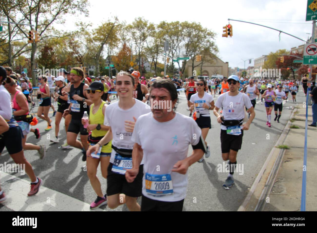 Fifty thousand runners hires stock photography and images Alamy