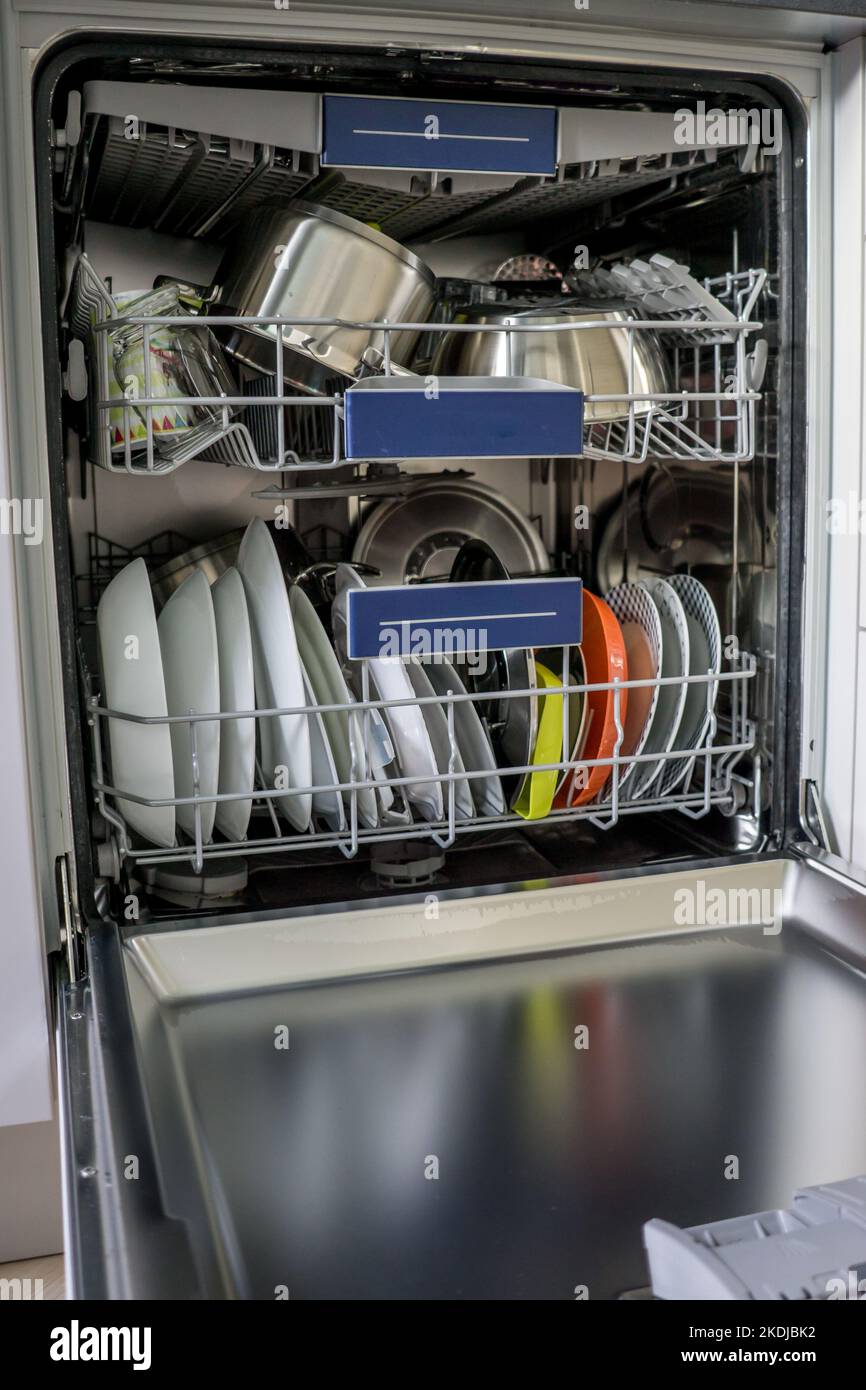 Commercial dishwasher rack hi-res stock photography and images - Alamy