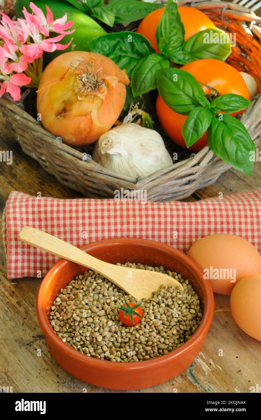 Organic hemp seeds rich in unsaturated fatty acids, amino acids, omega