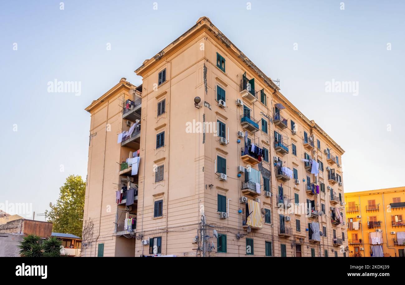 Old Apartment Buildings in Urban Downtown City Streets of Palermo, Sicily, Italy Stock Photo Alamy