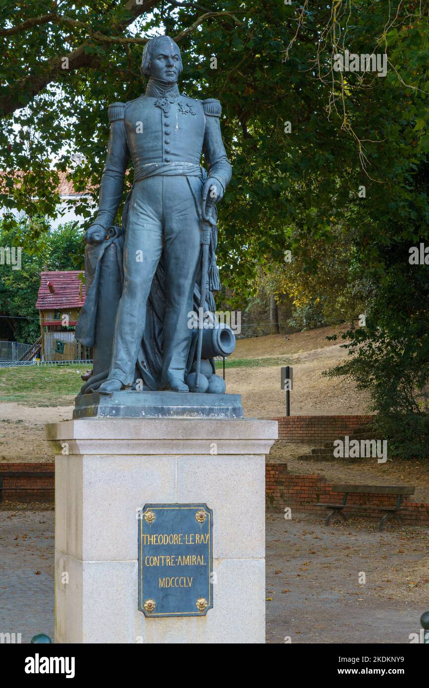 France, Pays de la Loire region, Loire-Atlantique, Pornic, corniche de Gourmalon, statue of Theodore Le Ray, rear admiral Stock Photo