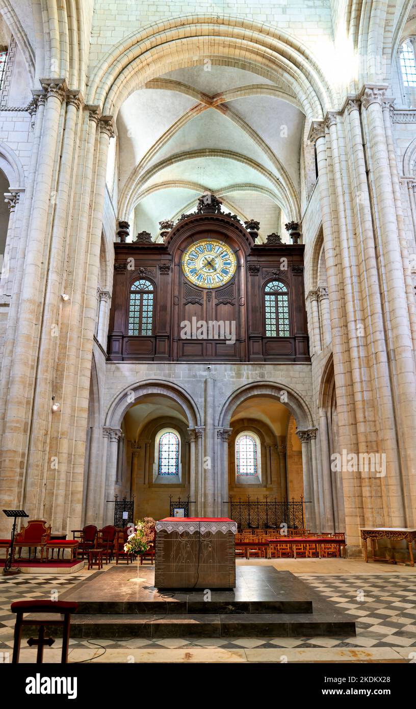 The Abbey of Saint-Étienne, also known as Abbaye aux Hommes ('Men's Abbey'), is a former Benedictine monastery in the French city of Caen, Normandy, d Stock Photo