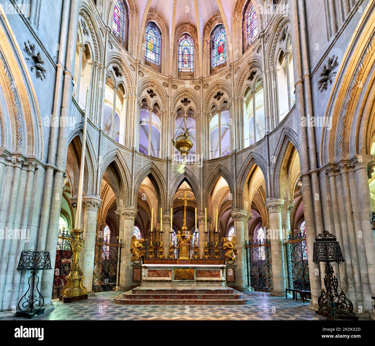 The altar of the Abbey of Saint-Étienne, also known as Abbaye aux Hommes ('Men's Abbey'), is a former Benedictine monastery in the French city of Caen Stock Photo