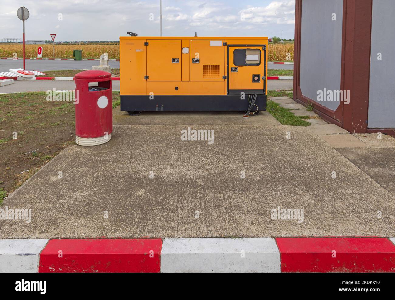 Stationary generator hires stock photography and images Alamy