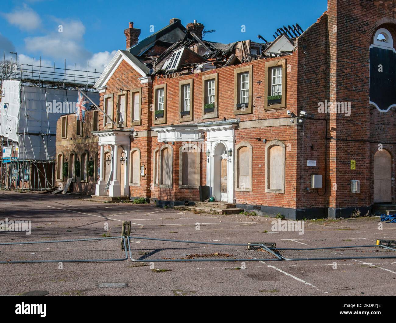 Fire damage to the 16th Century Kings Hotel, Stokenchurch,  Buckinghamshire, England. Stock Photo