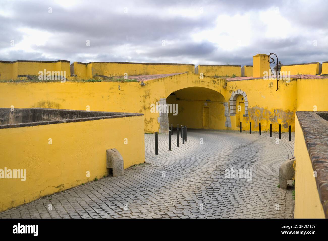 The Olivença inner gate, Elvas, Alentejo, Portugal Stock Photo - Alamy