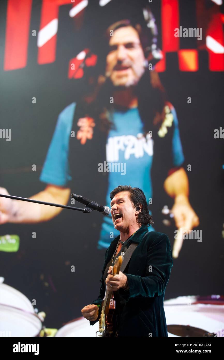 Mexico City, Mexico. 05th Nov, 2022. November 5, 2022, Mexico City, Mexico: Saul Hernandez Vocalist of Caifanes band performs on stage during his tour 2022 at Palacio de los Deportes. on November 5, 2022 in Mexico City, Mexico. (Photo by Julian Lopez/ Eyepix Group/Sipa USA) Credit: Sipa USA/Alamy Live News Stock Photo
