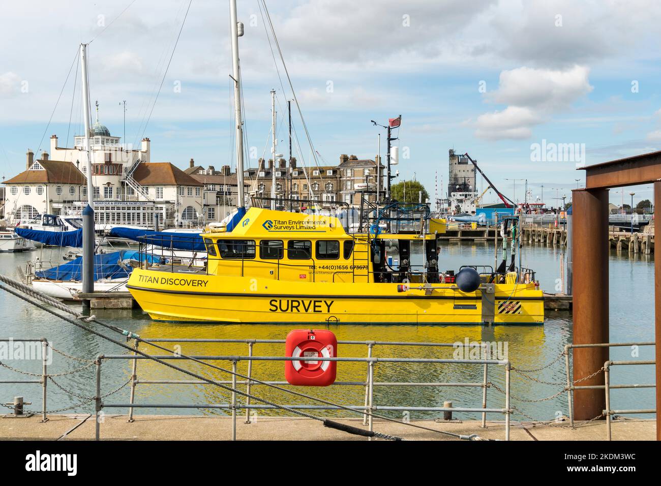 Titan Discovery Survey vessel, an Alicat South Boat 13m Catamaran with twin diesel engines,  in Lowestoft harbour 2022 Stock Photo