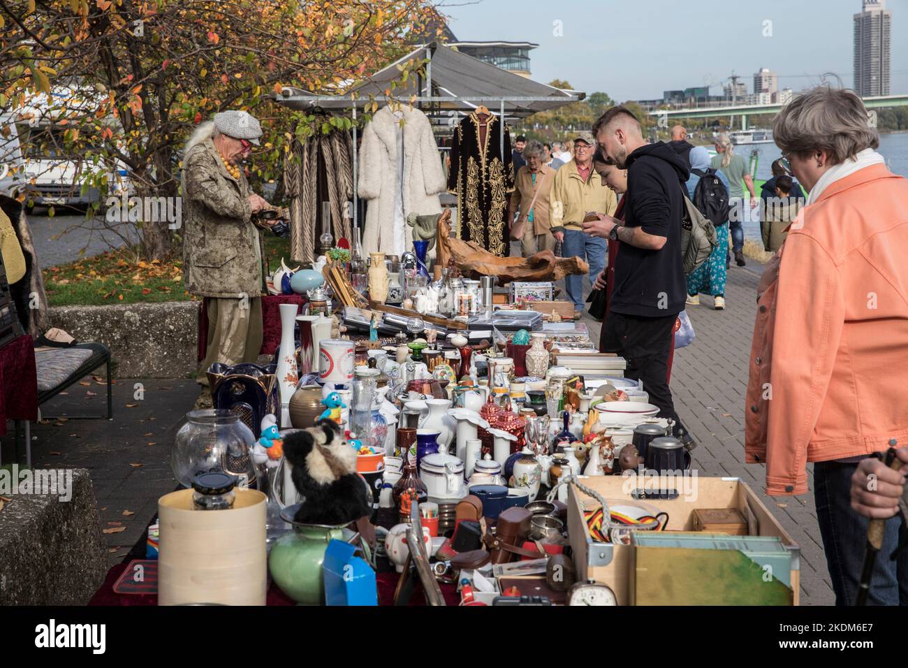 flea market on the banks of the river Rhine between Bastei and