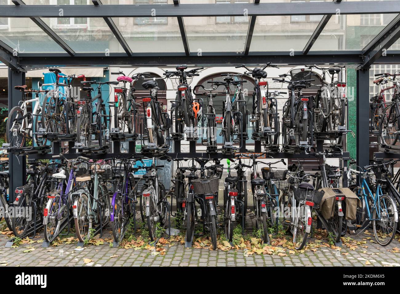 double-storey bicycle parking facility in front of Koeln-Sued station on Luxemburger street, Bike & Ride facility, Cologne, Germany. dopelstoeckige Fa Stock Photo