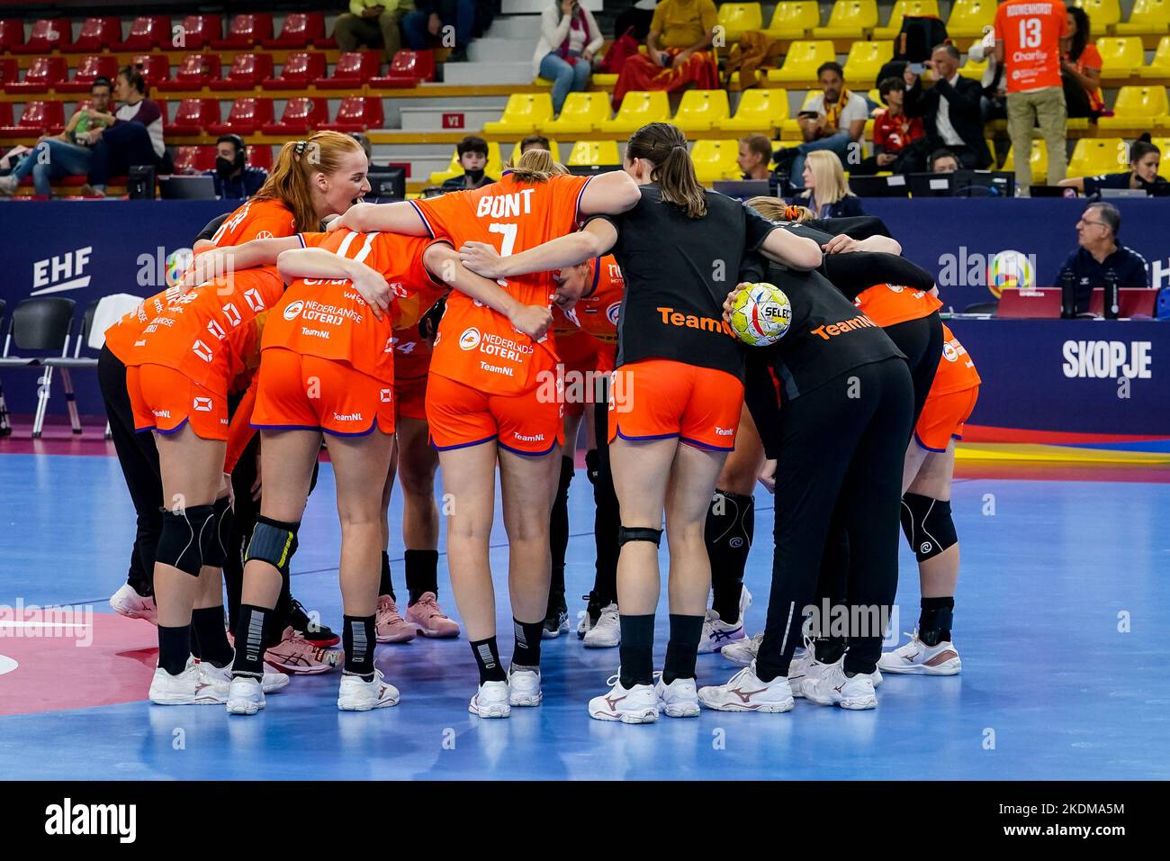 Laura van der heijden hires stock photography and images Alamy