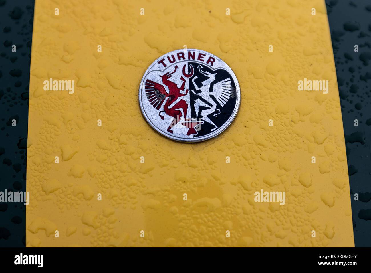1958 Turner 950S Bonnet Badge Stock Photo