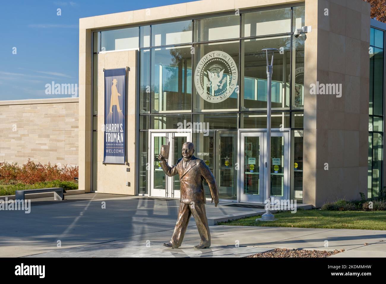 INDEPENDENCE, MO, USA - NOVEMBER 2, 2022: Harry S. Truman Presidential Library and Museum exterior. Stock Photo